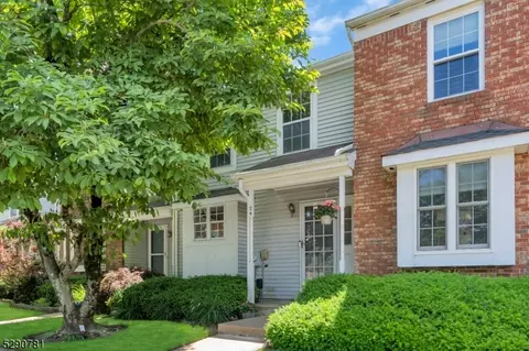 24 Pond Ct, Hillsborough, NJ 08844
