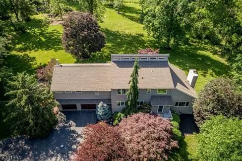 121 Lambertville Hqts, Stockton, NJ 08559