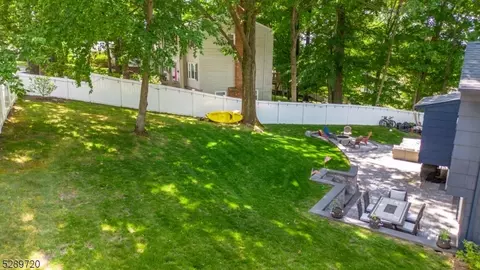 77 Tall Oaks Dr, Wayne, NJ 07470 photo 36