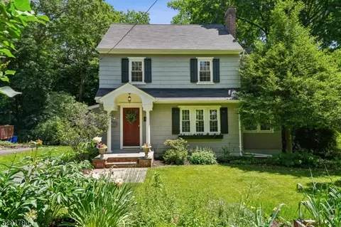 38 Maplewood Ave, Maplewood, NJ 07040