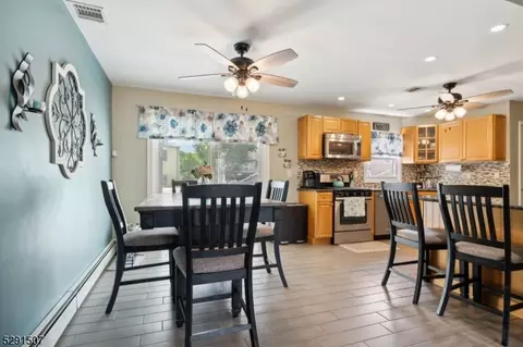 25 Wharton Ave, Nutley, NJ 07110 photo 8