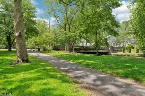25 Wharton Ave, Nutley, NJ 07110 photo 43
