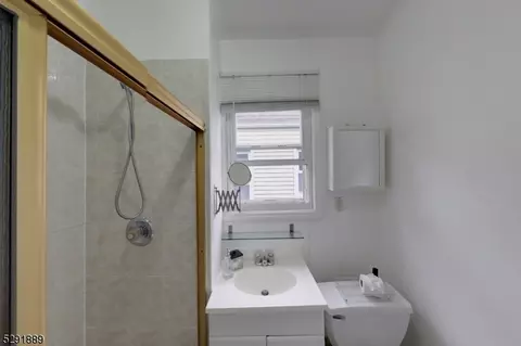 88 Devon Ter, Kearny, NJ 07032 photo 33