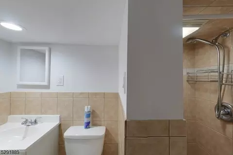 88 Devon Ter, Kearny, NJ 07032 photo 36