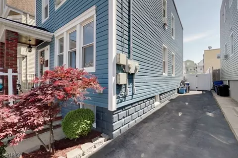 88 Devon Ter, Kearny, NJ 07032 photo 4