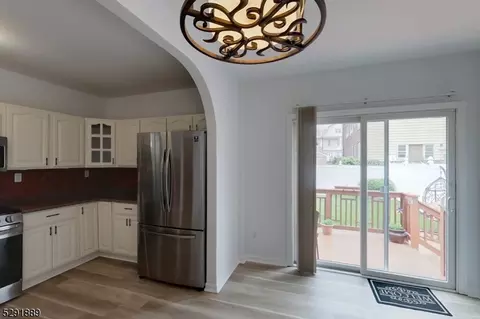88 Devon Ter, Kearny, NJ 07032 photo 14