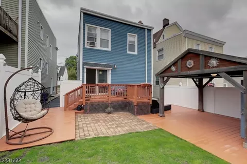 88 Devon Ter, Kearny, NJ 07032 photo 9
