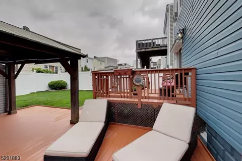 88 Devon Ter, Kearny, NJ 07032 photo 8