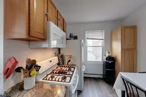88 Devon Ter, Kearny, NJ 07032 photo 24