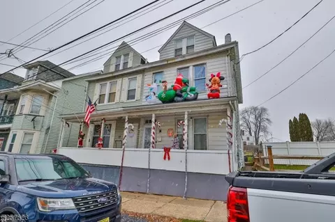 19 Davis St #1, Phillipsburg, NJ 08865