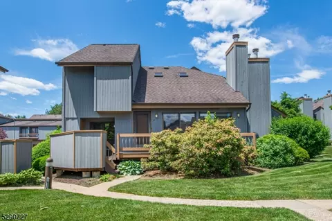 21 Chestnut Ct, Basking Ridge, NJ 07920