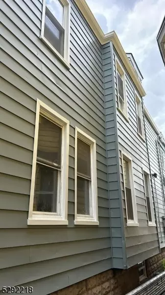 132 Florence Ave, Irvington, NJ 07111