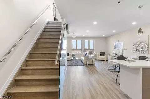 62-68 69th, Guttenberg, NJ 07093