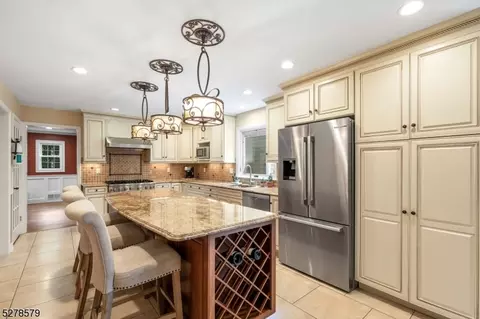 2 Deerpath Ln, Berkeley Heights, NJ 07922 photo 8