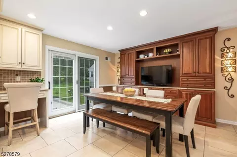 2 Deerpath Ln, Berkeley Heights, NJ 07922 photo 12