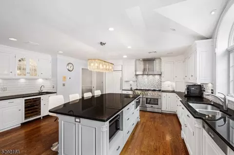 44 Mountainside Rd, Mendham, NJ 07945 photo 13