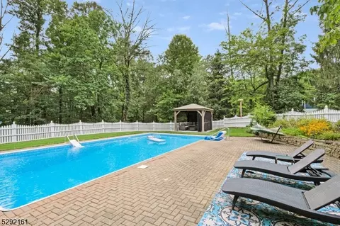 44 Mountainside Rd, Mendham, NJ 07945 photo 4