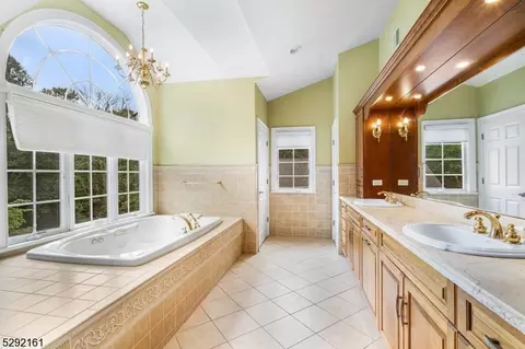 44 Mountainside Rd, Mendham, NJ 07945 photo 30