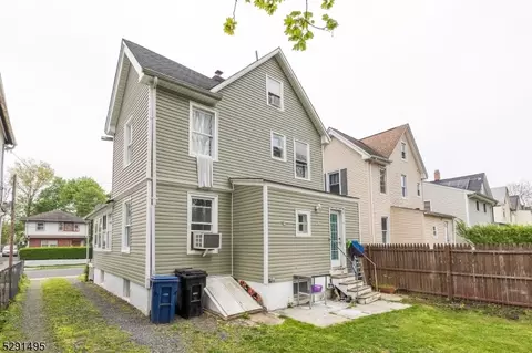 337 Manson Pl, Plainfield, NJ 07063 photo 4