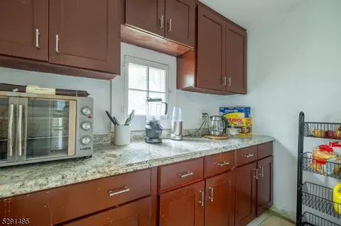 337 Manson Pl, Plainfield, NJ 07063 photo 14