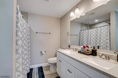 27 Prospect Ave, Edison, NJ 08817 photo 30