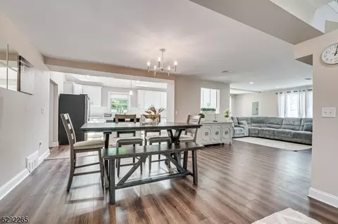 27 Prospect Ave, Edison, NJ 08817 photo 11