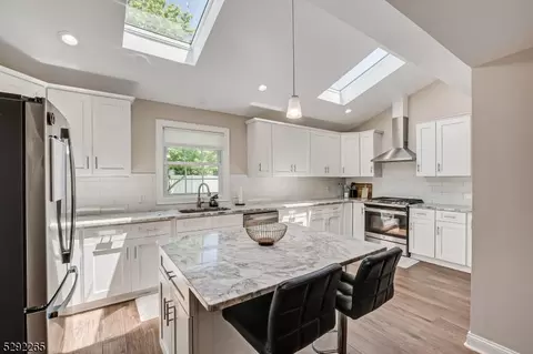 27 Prospect Ave, Edison, NJ 08817 photo 19