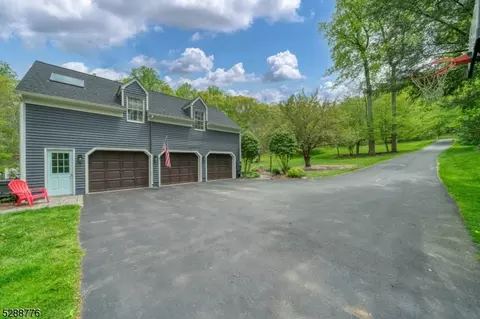 39 Willow Dr, Chester, NJ 07930 photo 35