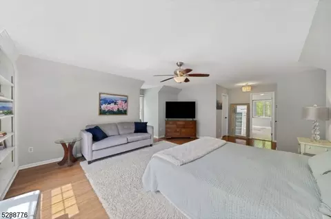 39 Willow Dr, Chester, NJ 07930 photo 16