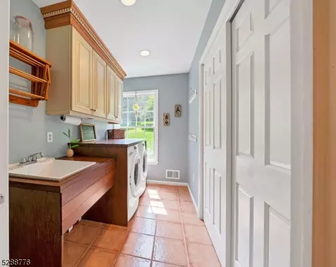 39 Willow Dr, Chester, NJ 07930 photo 12