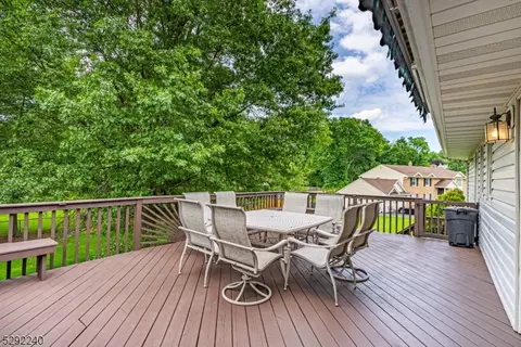 15 Patton Ct, Wayne, NJ 07470 photo 25