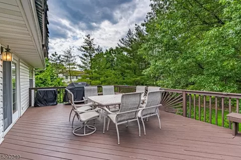 15 Patton Ct, Wayne, NJ 07470 photo 24