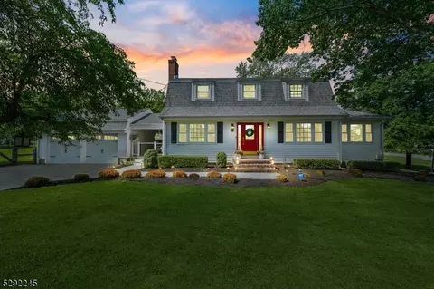 2 Euclid Ave, Hillsborough, NJ 08844