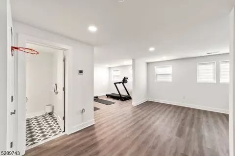 47 E Hartwick Dr, Skillman, NJ 08558 photo 33
