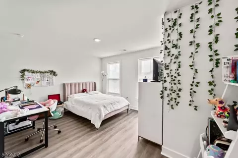 47 E Hartwick Dr, Skillman, NJ 08558 photo 23