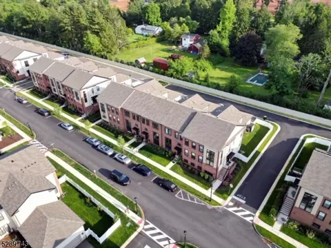 47 E Hartwick Dr, Skillman, NJ 08558 photo 38