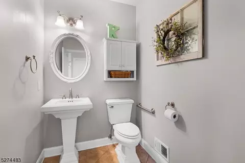 8 Bryan Rd, Washington, NJ 07882 photo 17