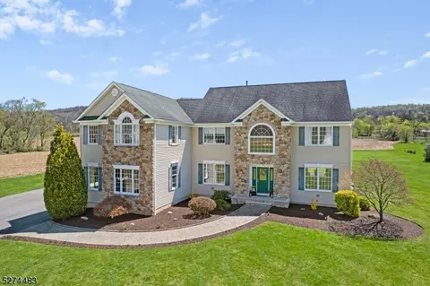 8 Bryan Rd, Washington, NJ 07882 photo 1