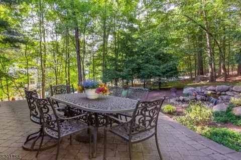 25 Shoshone Trl, Wayne, NJ 07470 photo 37