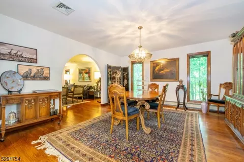 25 Shoshone Trl, Wayne, NJ 07470 photo 16