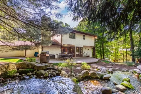25 Shoshone Trl, Wayne, NJ 07470 photo 38