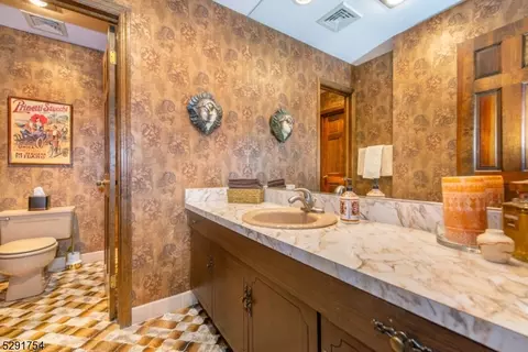25 Shoshone Trl, Wayne, NJ 07470 photo 19