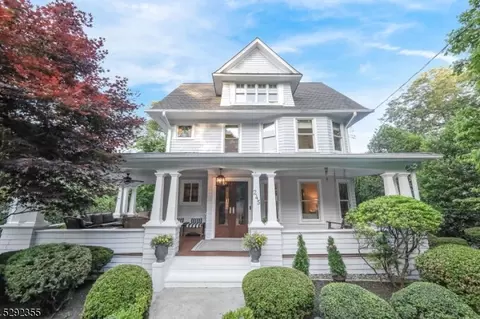 245 Claremont Rd, Ridgewood, NJ 07450