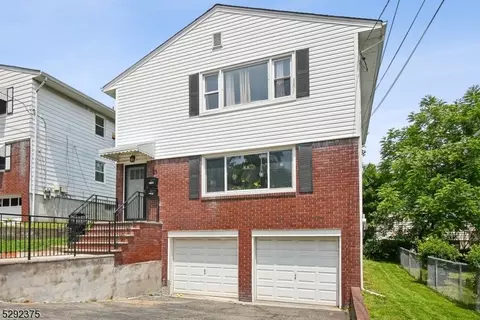 21 Evelyn Ct, Maplewood, NJ 07040