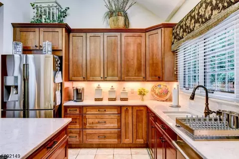 27 Prospect Rd, Wayne, NJ 07470 photo 20