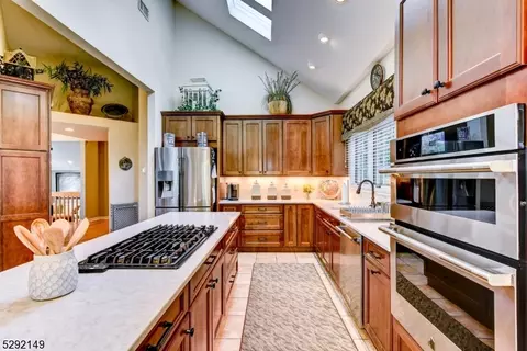 27 Prospect Rd, Wayne, NJ 07470 photo 19
