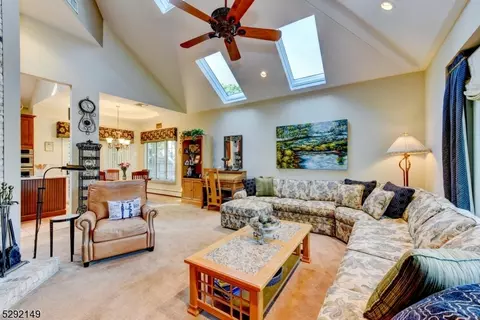 27 Prospect Rd, Wayne, NJ 07470 photo 23