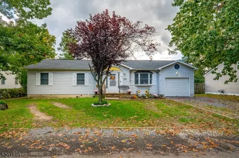 235 Bayberry St, Pemberton Twp, NJ 08015