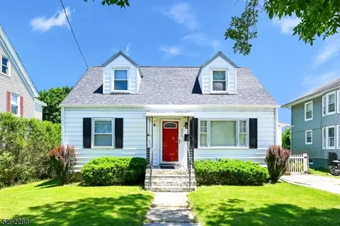424 Sharp St, Hackettstown, NJ 07840