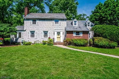 658 Duquesne Ter, Union, NJ 07083